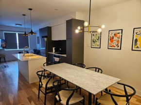 Chic 2 bedroom Apt